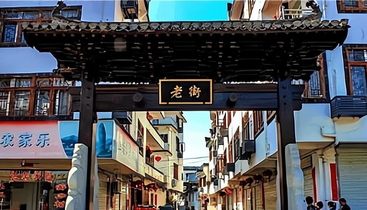 民国记者曹聚仁在小镇旅馆慷慨解囊救助落难母女后感叹：现在道德真的可以放假吗？
1