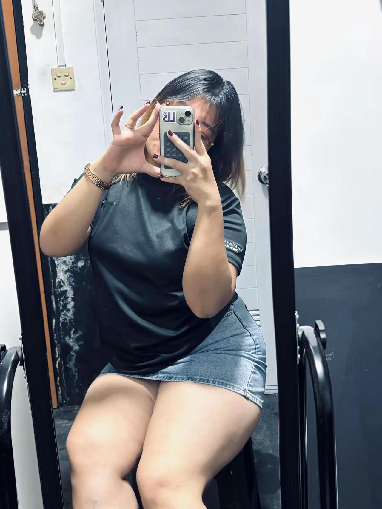 健身 自拍姿势 瘦成一道闪电 辣妹挑战 对镜自拍姿势