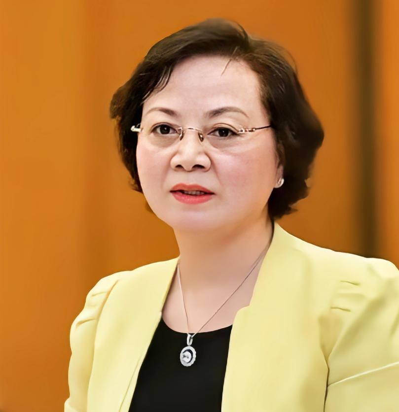 越南政坛迎来历史性一刻！
越南正式任命了史上第一位女性副总理，范氏清茶！

这可