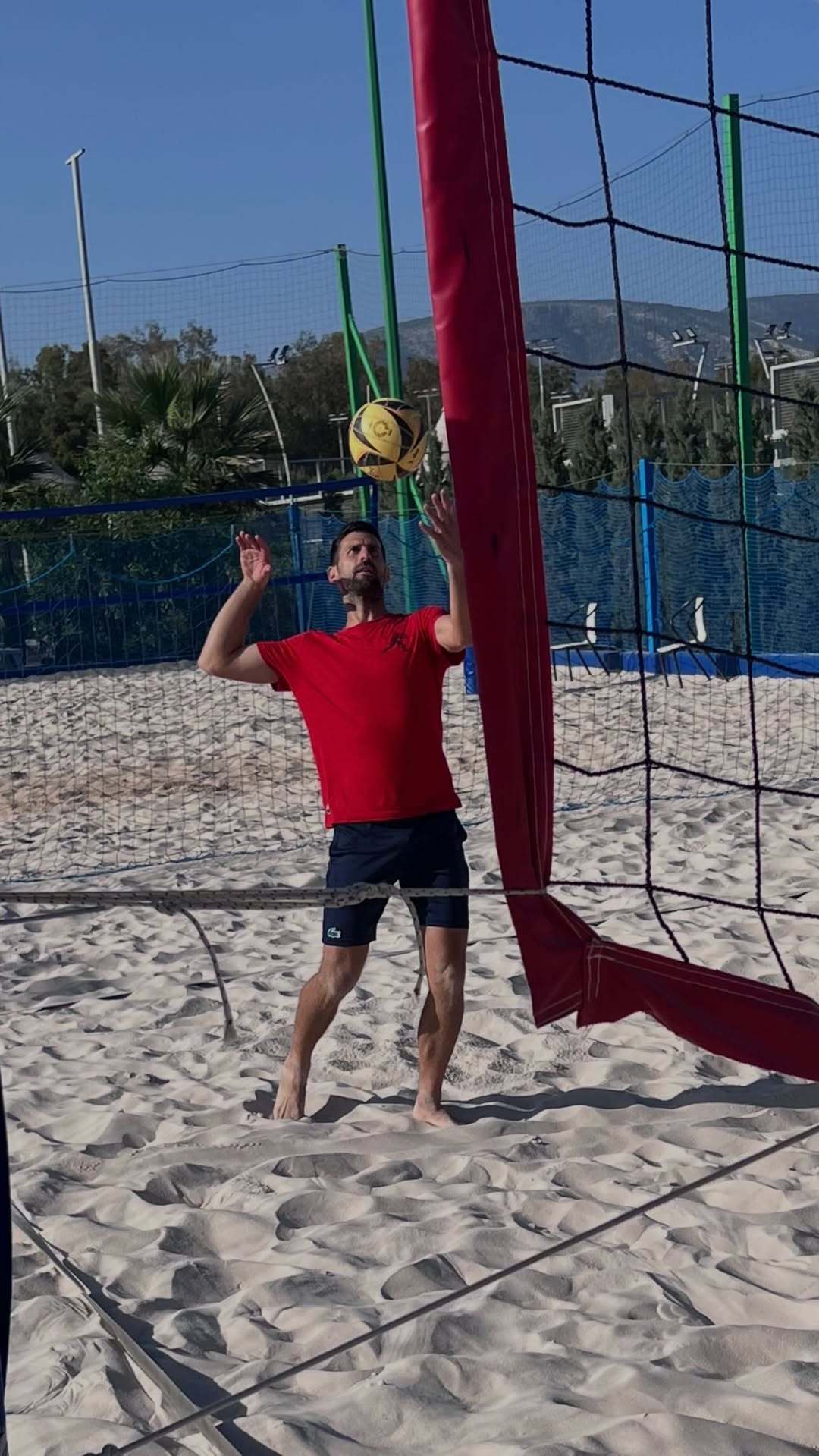 小德变身沙排选手，在雅典的starbvbykazazis沙滩排球学院训练🏐🤽