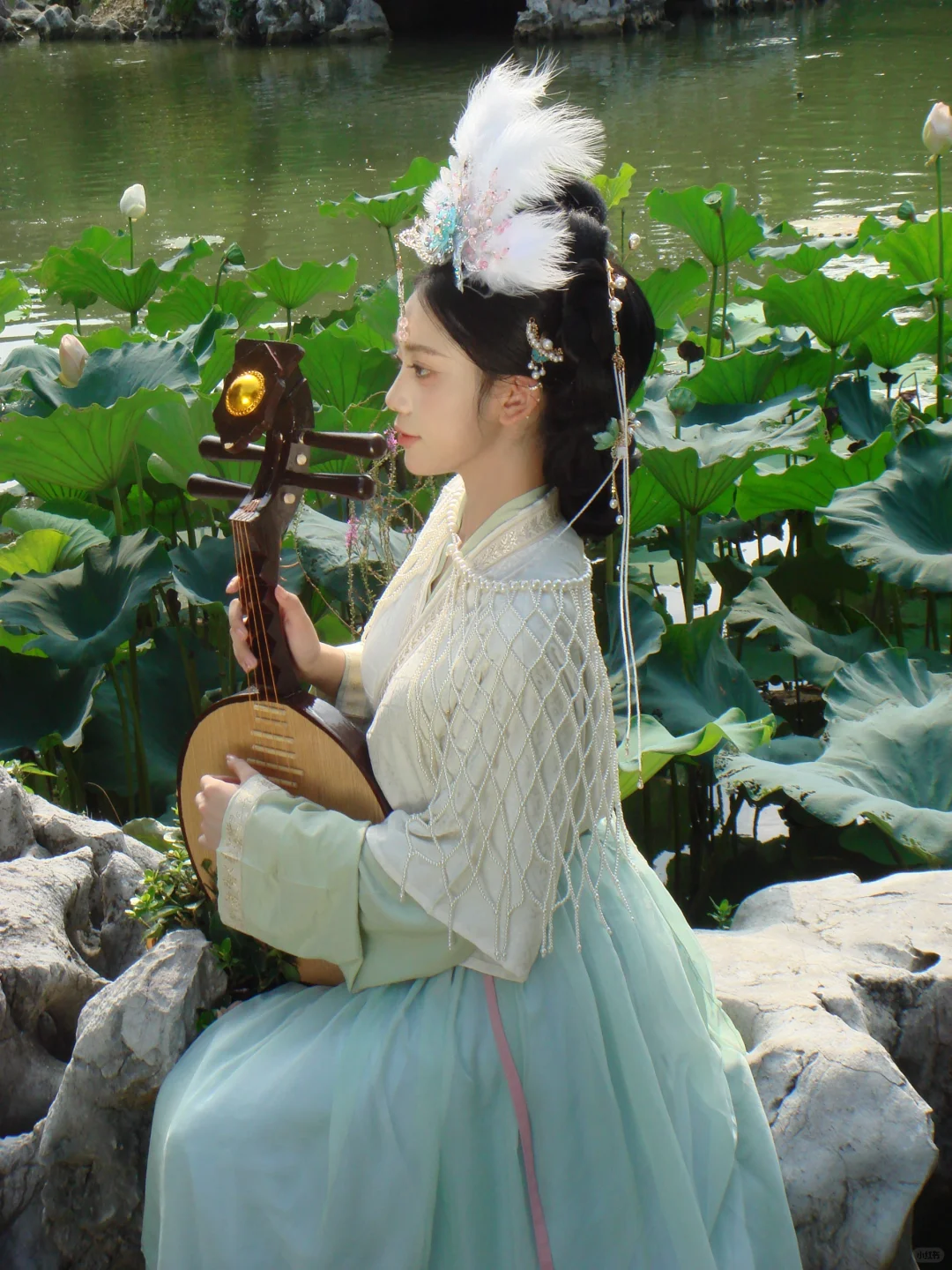 中秋不来个女儿国国王的造型🎑南京妆造