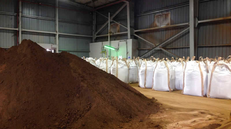 英媒称，英国可能因政府投资计划持续拖延，而在稀土竞争中落后于中美。尽管英国政府发