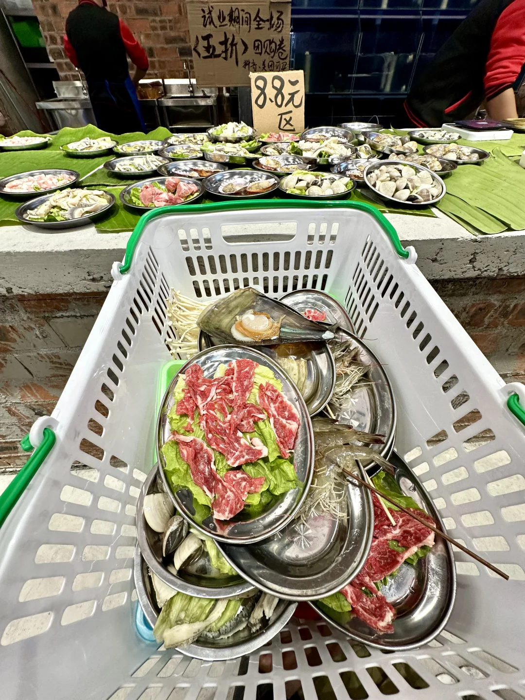 南宁凤岭北！人均30+的打边炉！最低4.8/碟！！