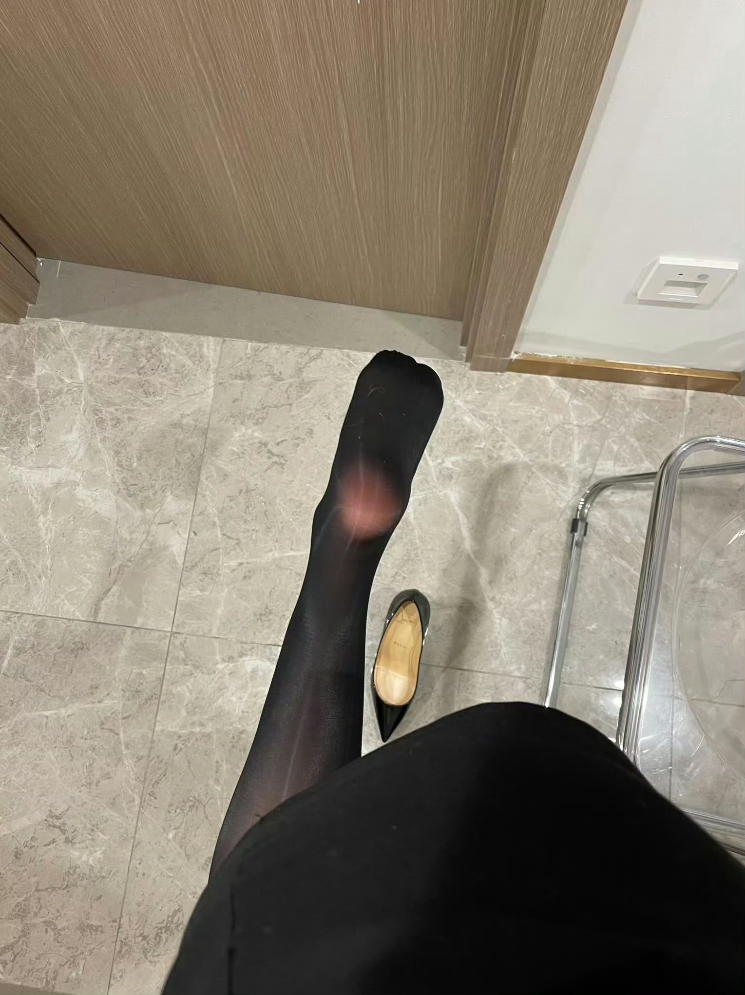 日子还是很美滋滋的      