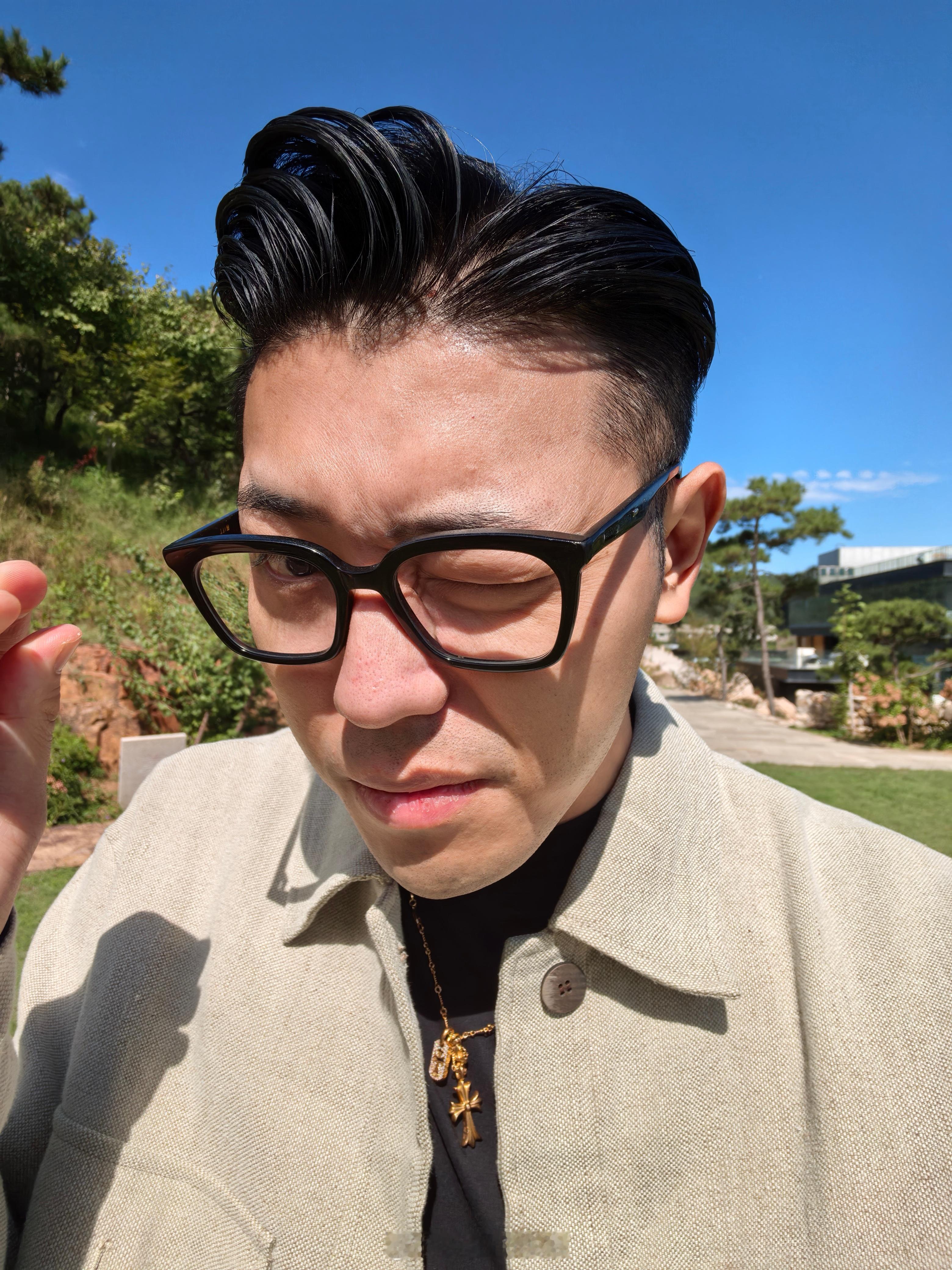 我还不够黑，可以再黑一点 ​​​
