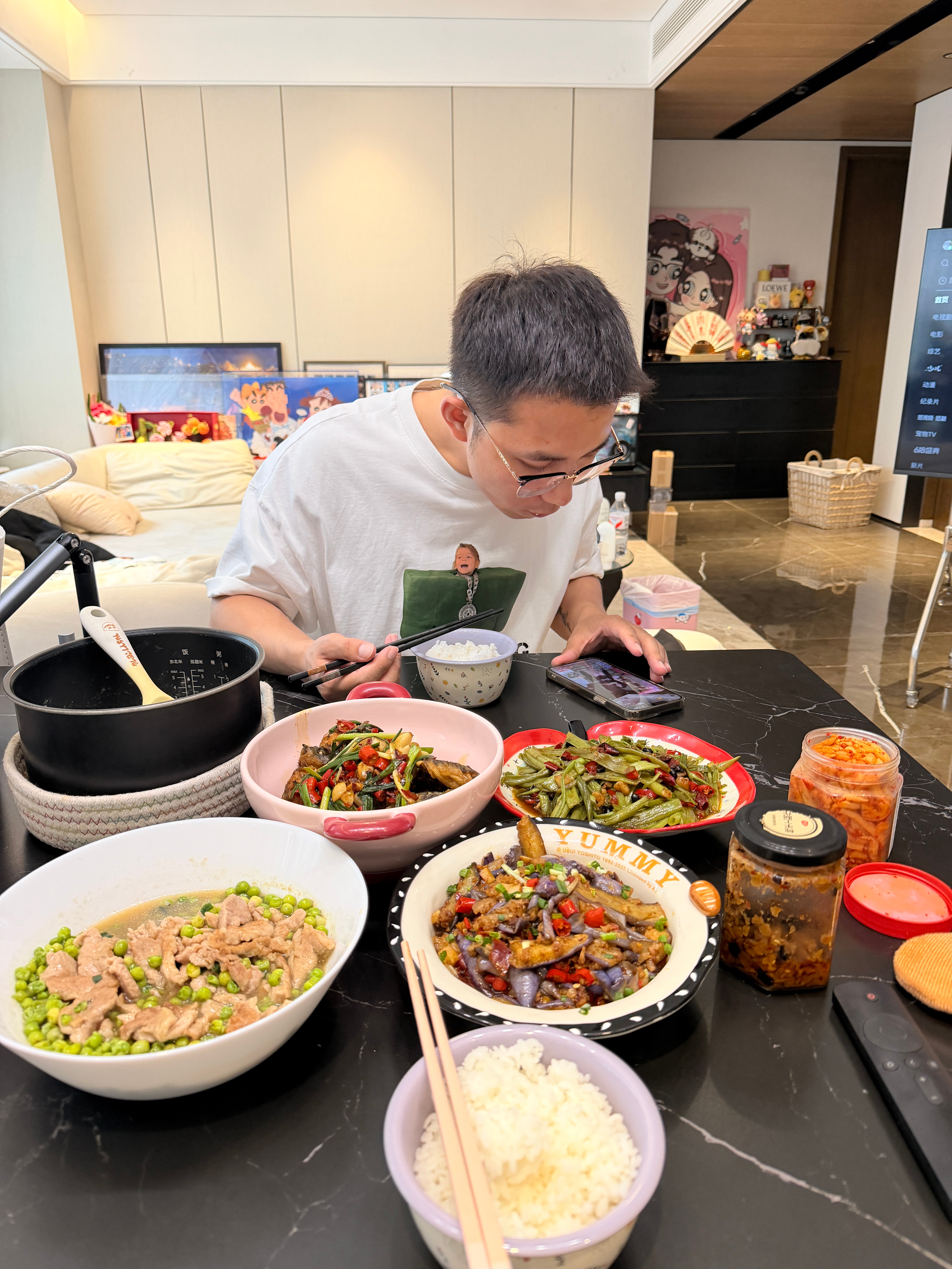体检完回来阿姨刚好把饭做好了，太爽了！！江西阿姨做饭就是好吃啊！！ 