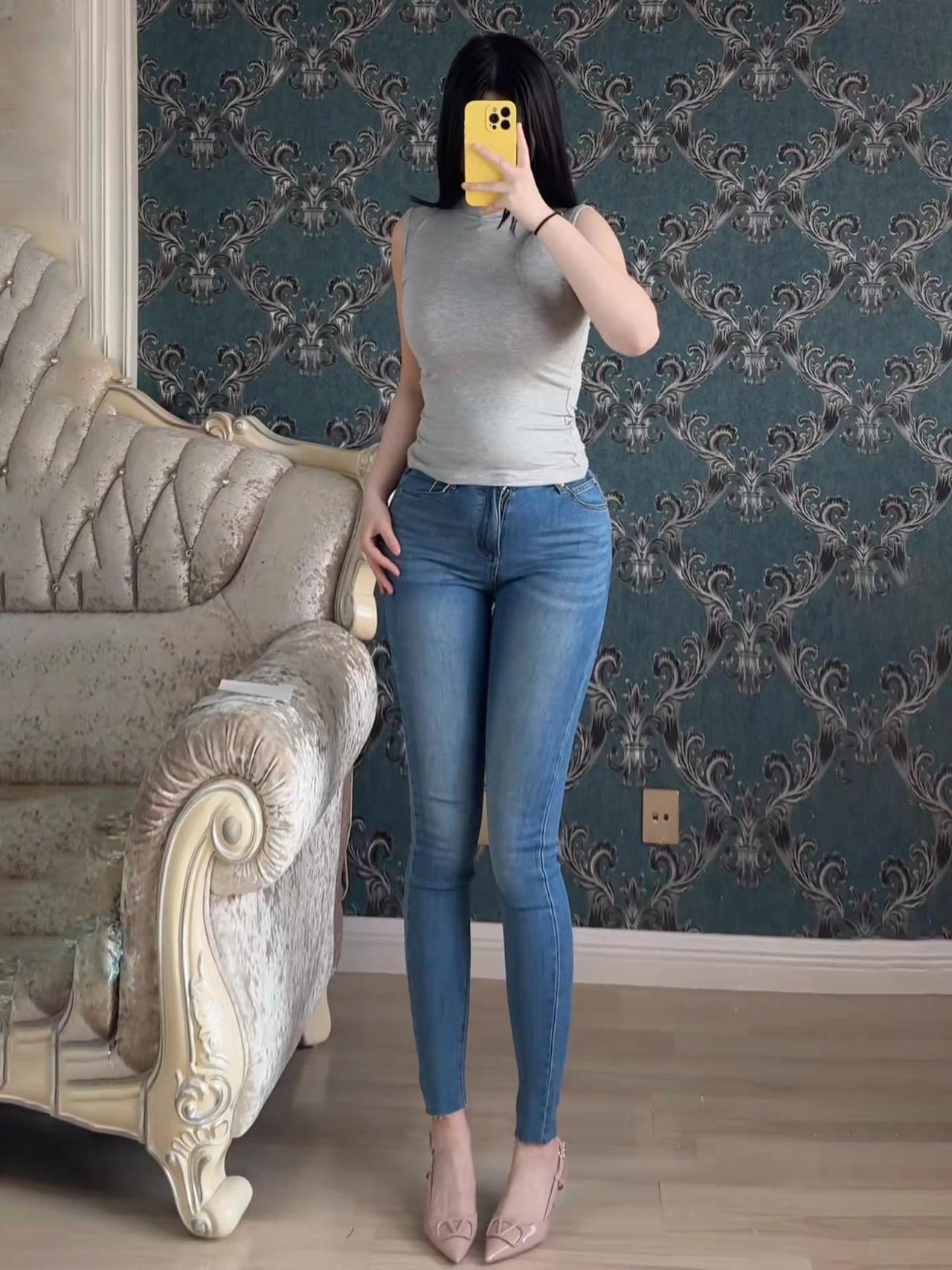 什么样的牛仔裤好看完美身材牛仔裤 被牛仔裤美到了