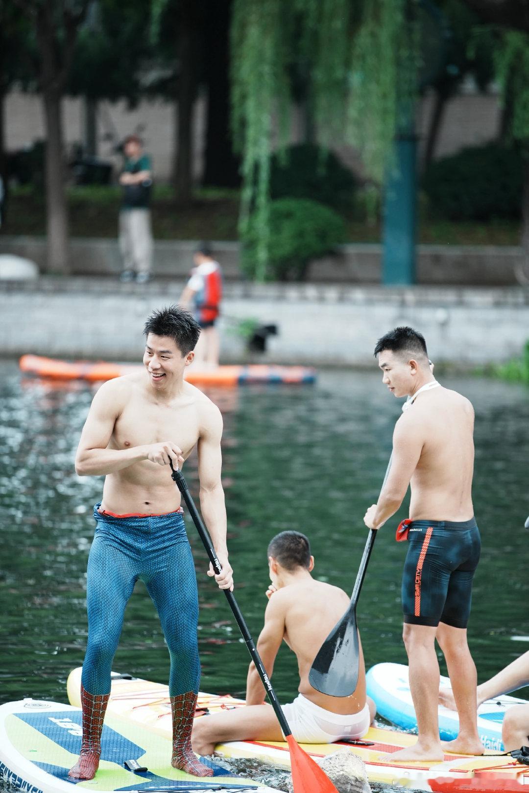 📕: 5644514989西瓜爱吃我HunkChannel