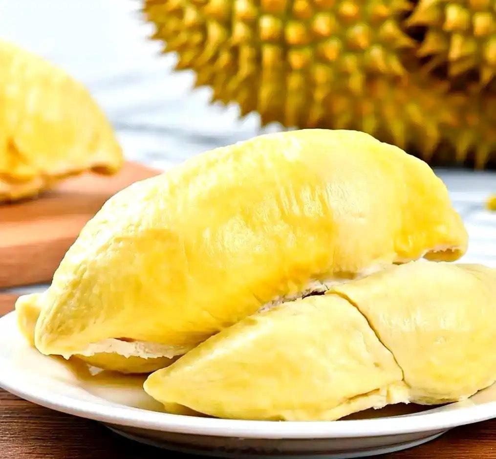这个点吃那么大一坨榴莲，我中午饭都不要吃了。榴莲榴莲报恩榴莲