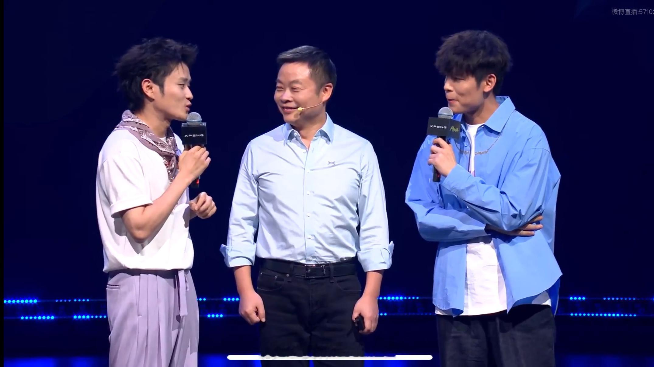 小鹏MONA的Max版新车上市第一次看到把新车发布会开成脱口秀[允悲] ​​​
