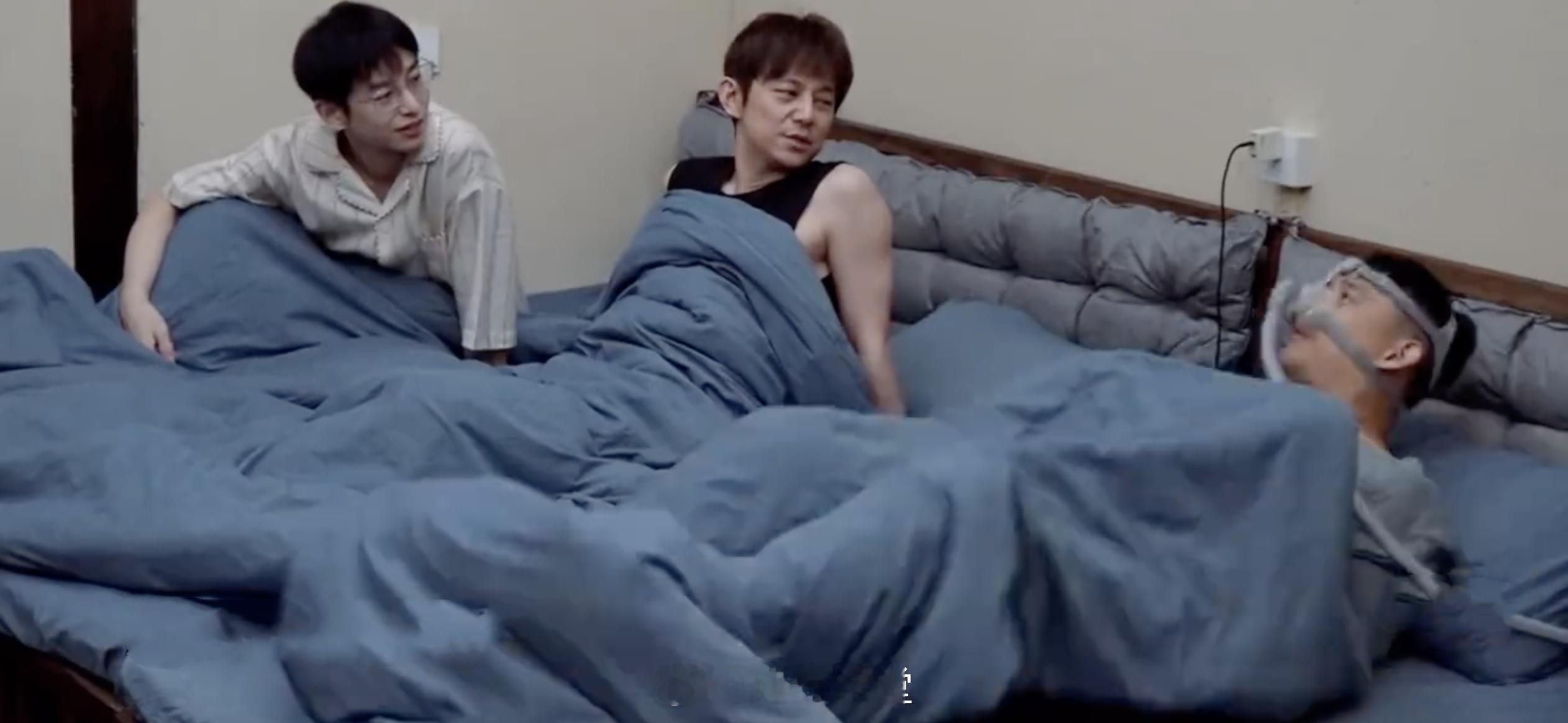 感觉用呼吸机的人是越来越多了！特别是中国的男人，睡觉打鼾的人基数真的很大。猜测 