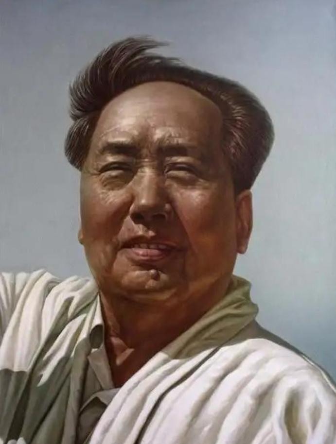 1974年，81岁的伟人最后一次游泳，上岸后沉默许久，说：“我浑身没力气，游泳也