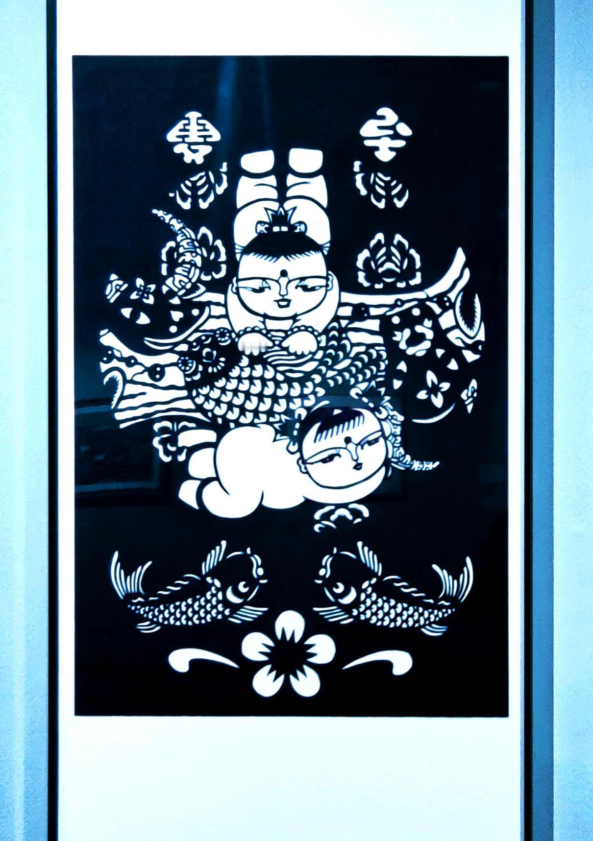 辽宁民间剪纸《夏至》
   今天是农历二十四节气″夏至″。夏至太阳直射北回归线，