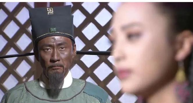 1059年，包拯六十岁大寿时，京城中许多官员来到家中为他道喜，然而包拯却在酒席现