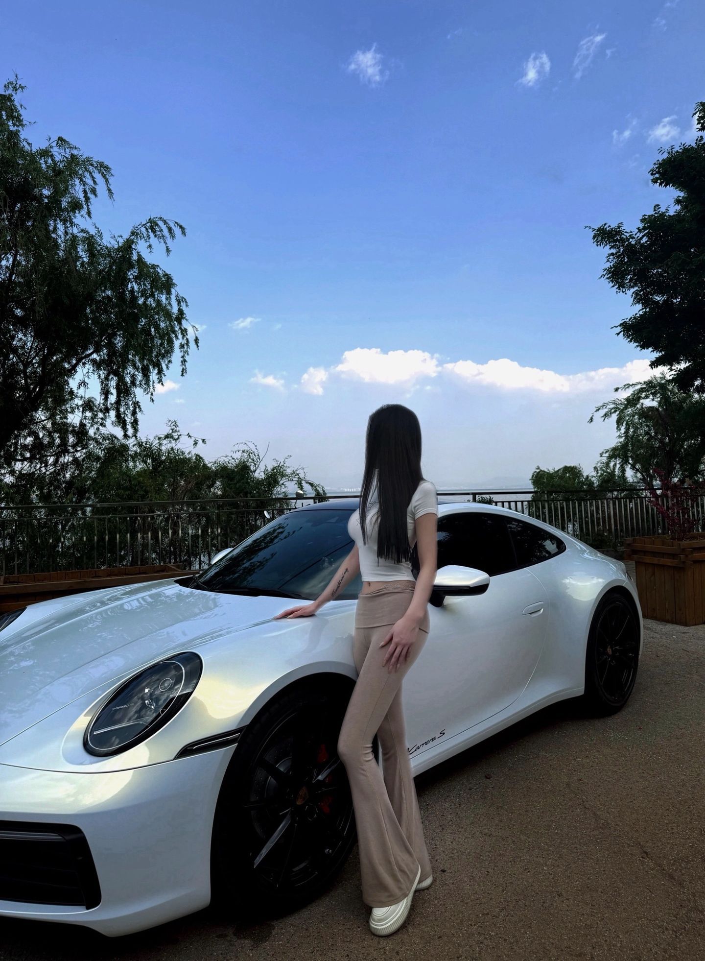911大灯好看 