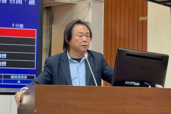 台北爆「安鼠之乱」　王世坚：背后就是有人在操作

梅花新闻网 黄楚甯/综合报道