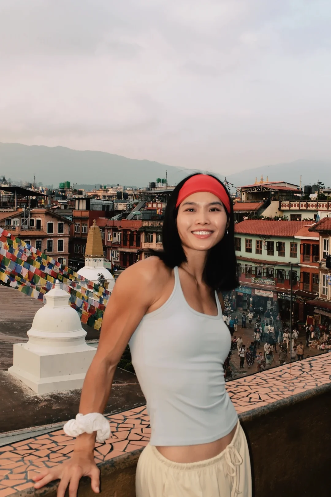 尼泊尔🇳🇵｜在布达庙前的松弛感
