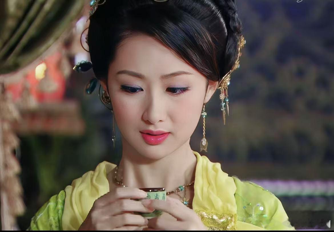 到底是谁在磕她和魏豹啊？ 