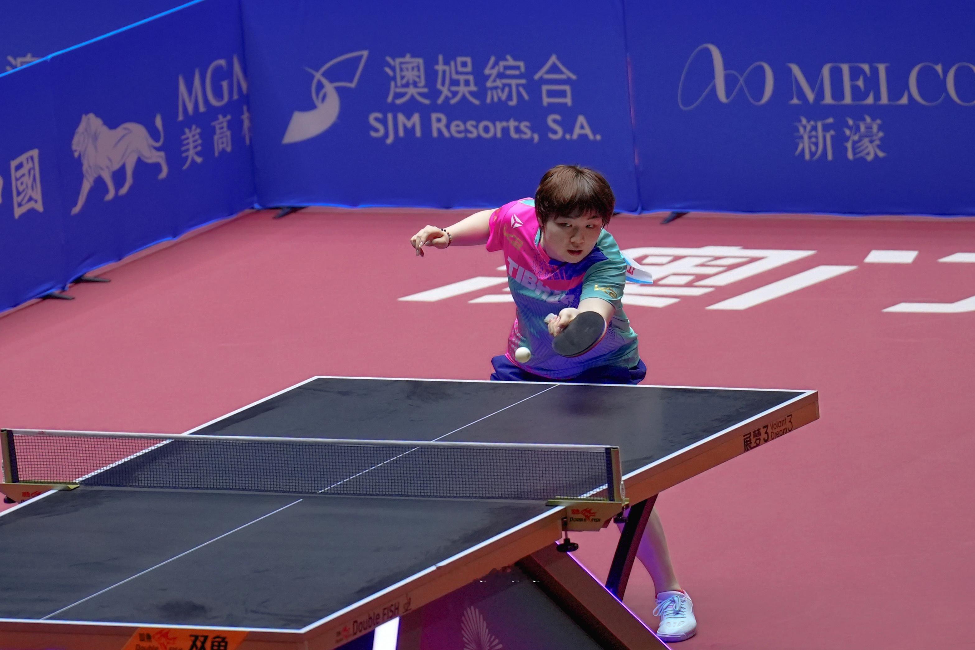 ｜ （OS：诶是不是染头发了哇