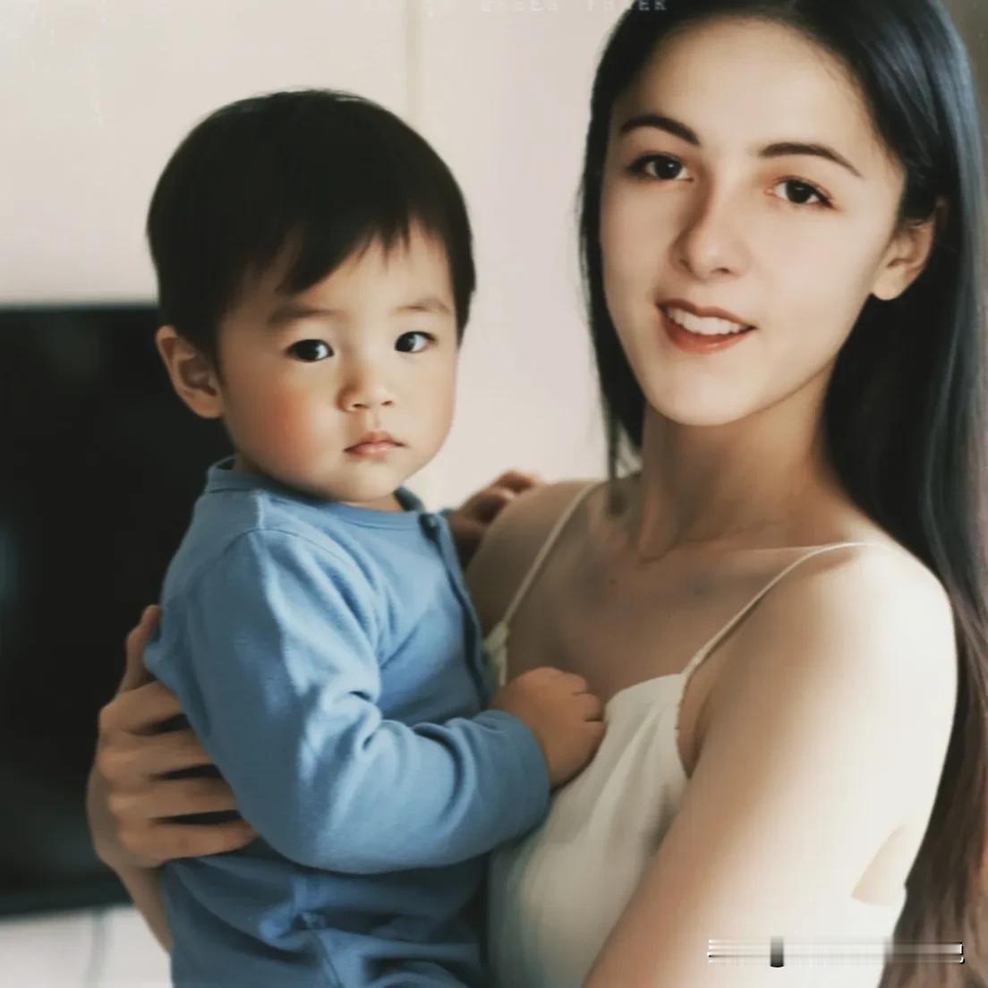 孩子八岁问我要爸爸，我说：‘他死了”。

我就是告诉她，她爸是个不负责任的坏男人