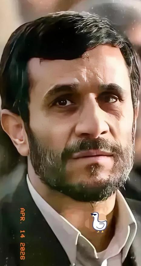 伊朗传来新消息！2026年4月15日，伊朗扔出了一颗让全世界都傻眼的“精神核弹”