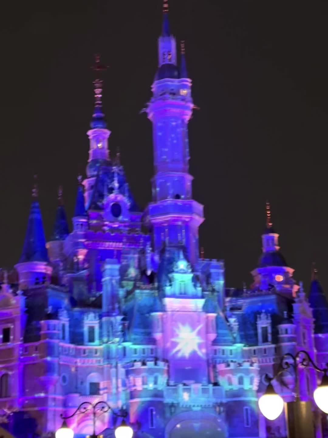 才不失落才不孤单呢