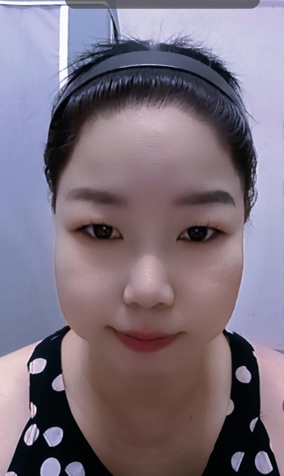 这个世界上真的还有这样的人吗？现在的天气多热啊，既然还有人不冲凉的。这么热的天，
