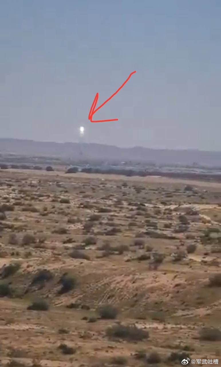 兄弟们，最新消息，伊朗导弹打进内盖夫沙漠，炸的是以色列的光热发电站朗子还是太手软