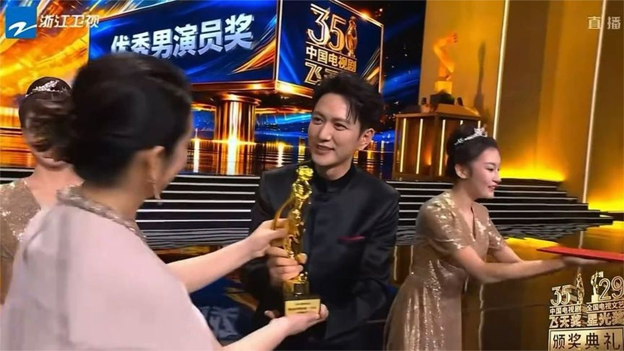 王仁君爆冷截胡于和伟获飞天奖视帝，获奖感言情商绝了，口才一流