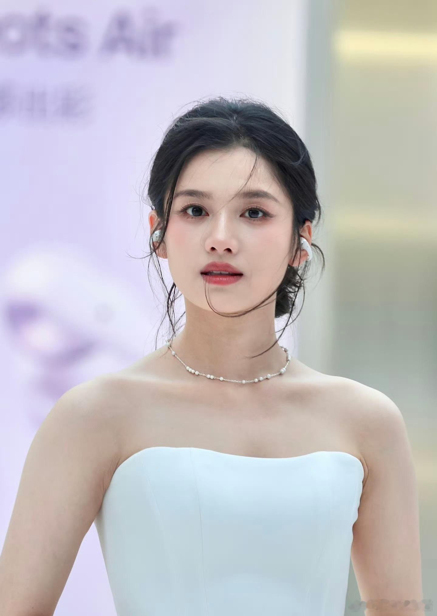 周也、张婧仪、王楚然95🌸线下饭拍，谁赢了 