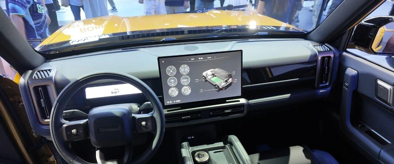 11.99万起！“方盒子”风云X3L有啥优缺点？奇瑞最新推出的“方盒子”风云X3