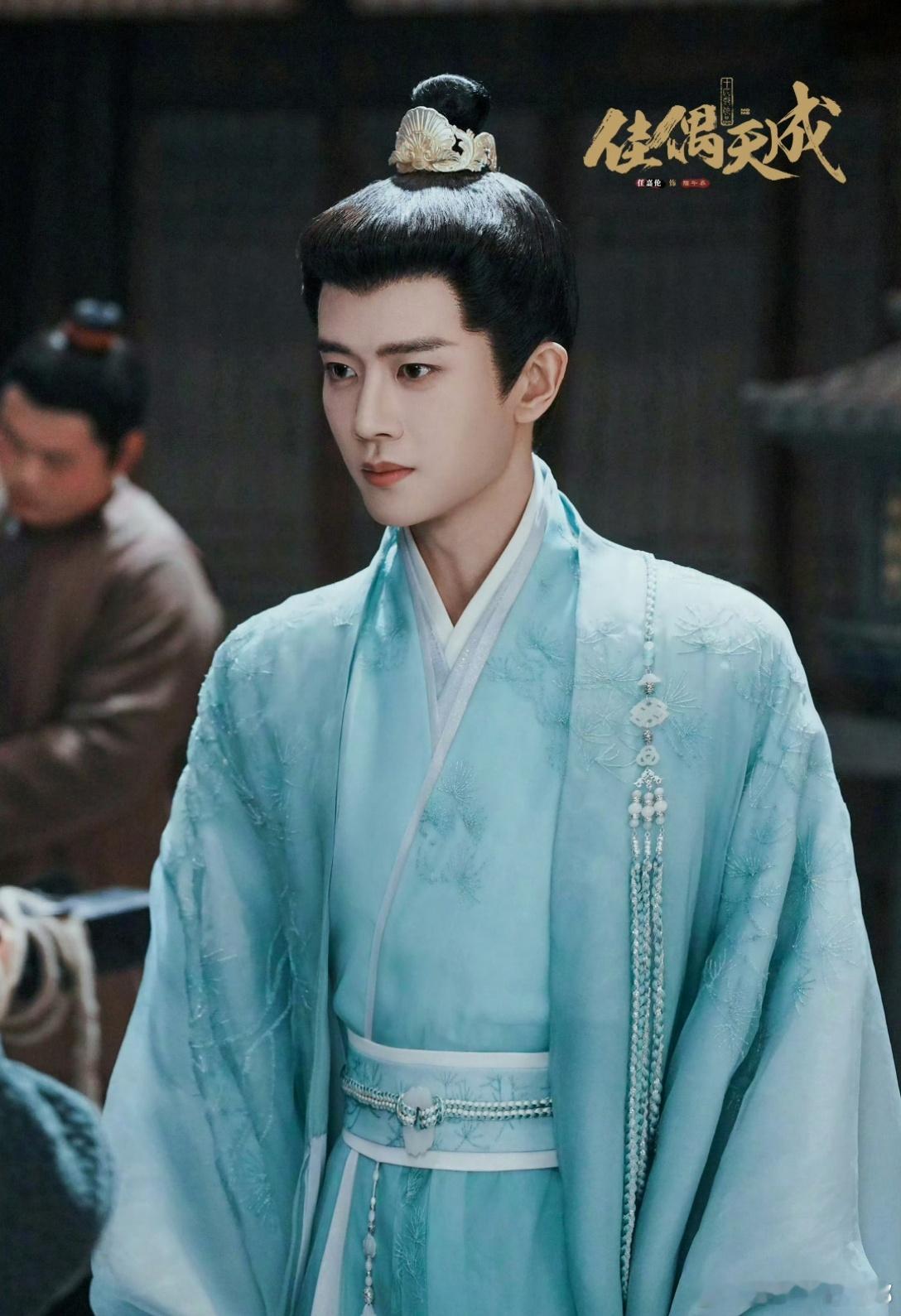 「最好的师傅  自然也有最好的徒弟  陆千乔于危难中救了他  他也是为陆千乔准备