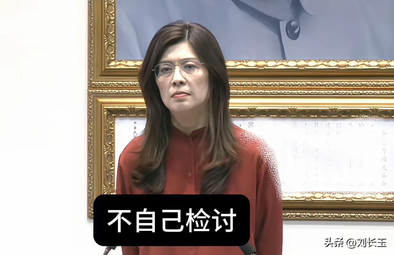 【郑丽文记者会直面议题 展现务实新风】

4月23日，郑丽文在身体不适的情况下，