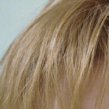 0000破云见光乌云只是光影的幕布，狂风为勇者加冕。风暴中挺立的脊梁，终会触碰晴