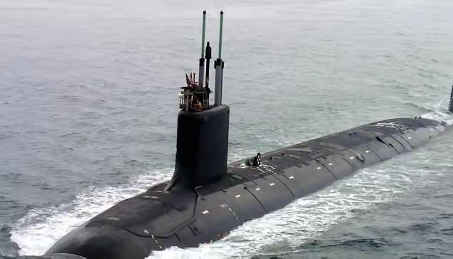 印度也不太厚道了，邀请伊朗护卫舰前往印度参加演习，经过演习结束以后，美国空袭伊朗