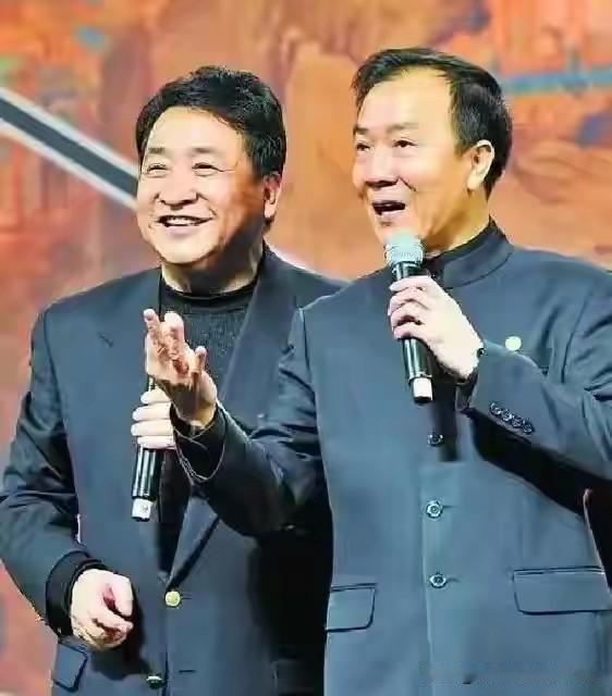 老戴不把师叔放眼里？2004年相声界两段离婚接连发生，郭德纲恩师侯耀文一句感慨，