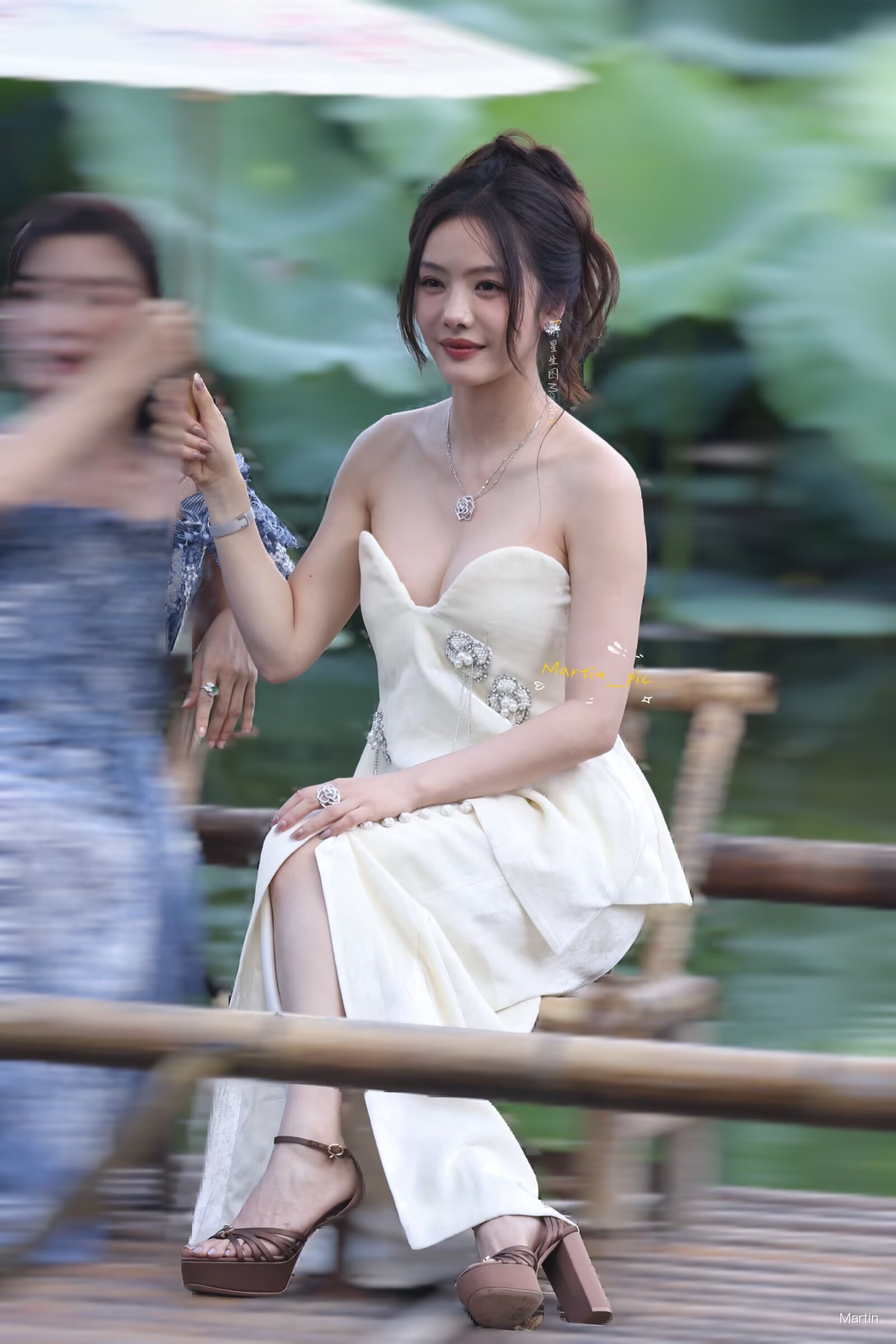文静穿搭，无需担心[阴险] ​​​