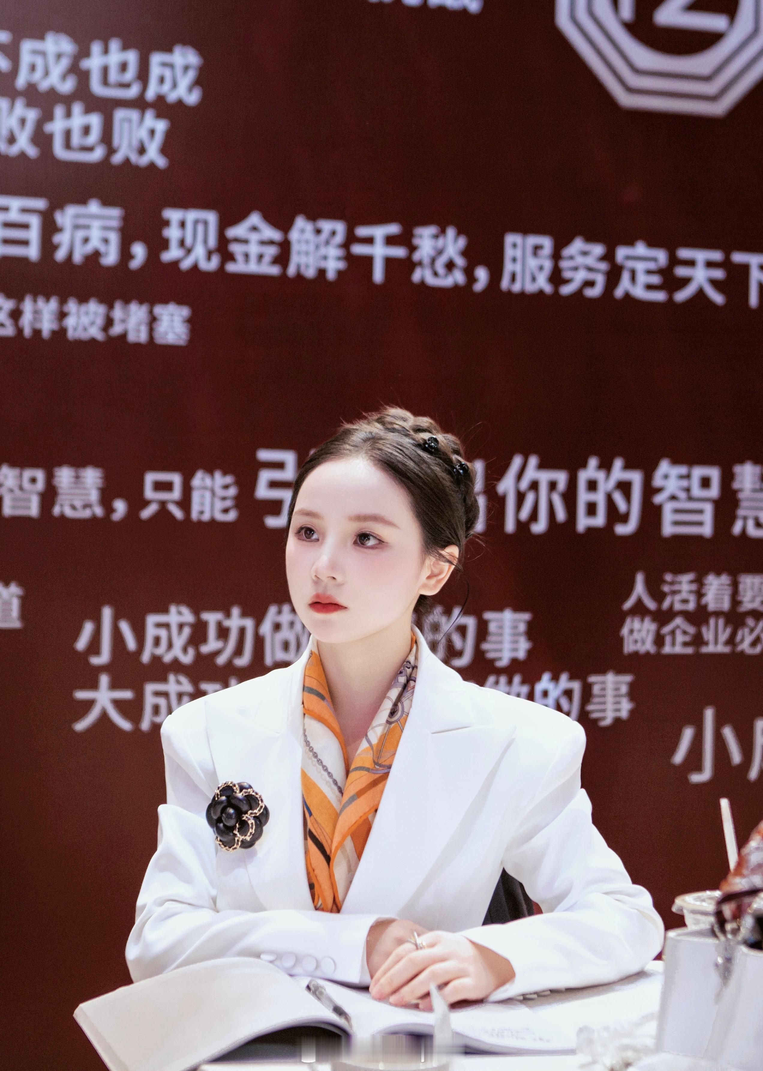 早上好☀️ 性感大脑的“投喂”时间☀️ ​​​