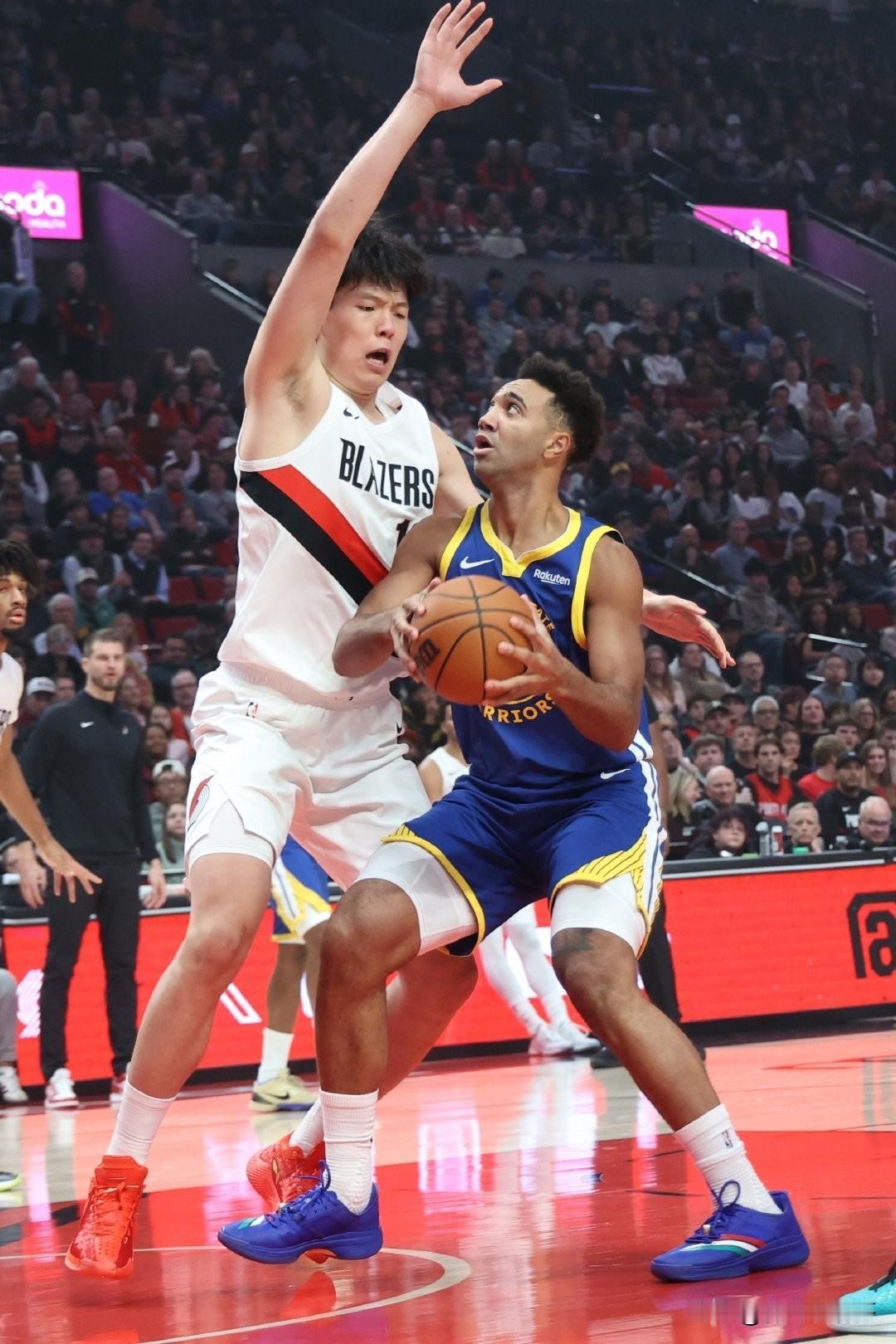 瀚森之路还很遥远！！！杨瀚森打的并不习惯，他还有很长的路要走！

今天主场面对残