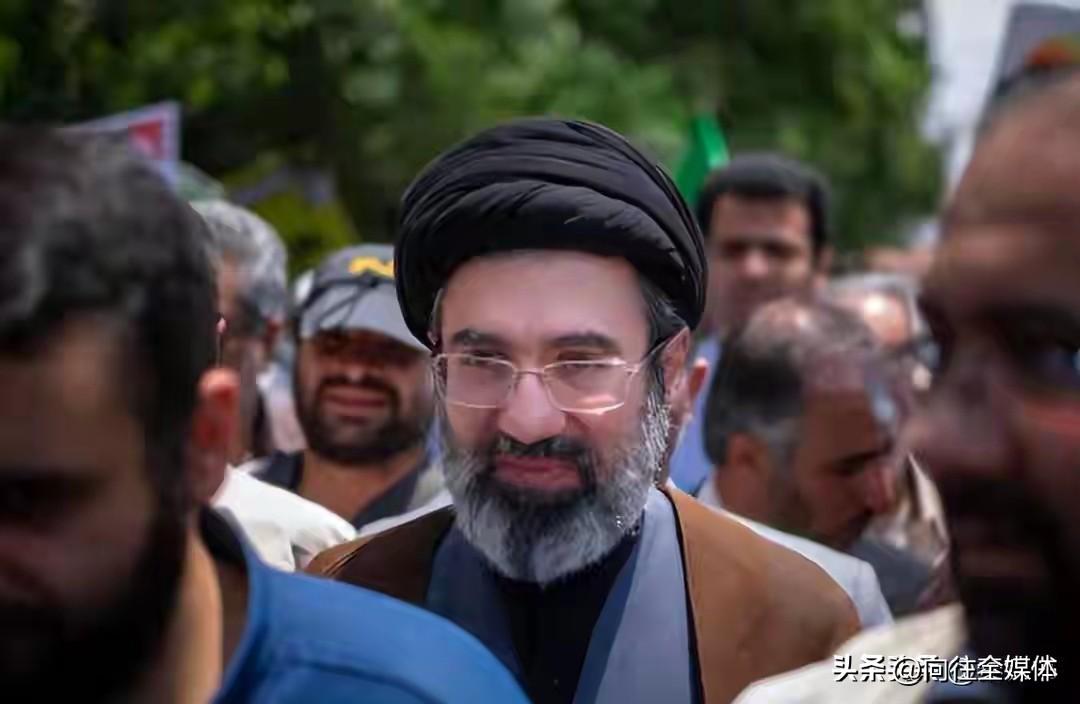 彻底翻车！特朗普被伊朗带路党坑惨，里外不是人成国际笑柄
 
特朗普这次栽得太彻底