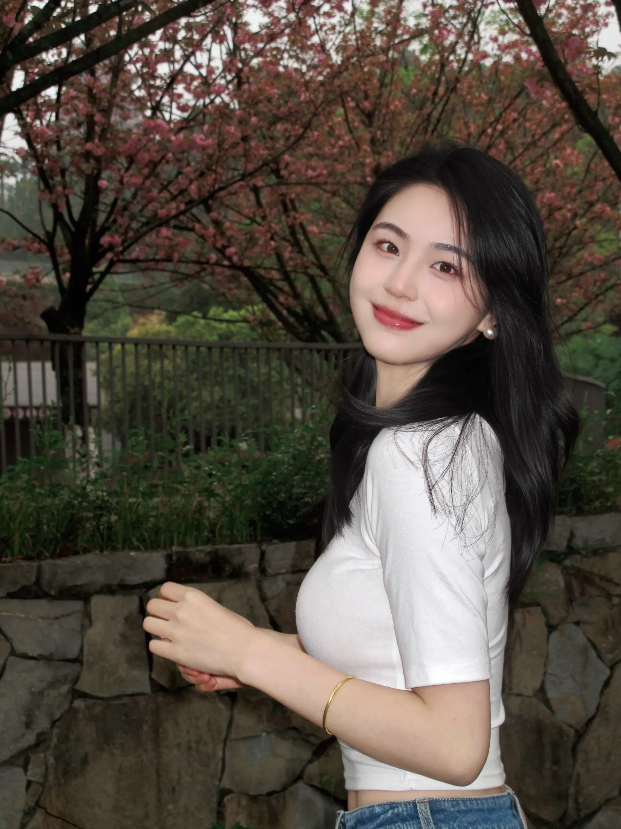 幸福不在别处 你就是我的全部。