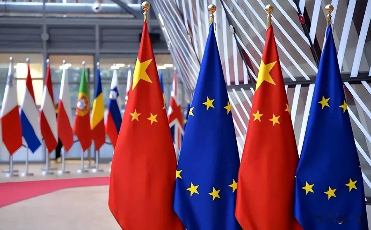 中国每天从欧盟赚走80亿，冯德莱恩不服气要动用一切手段阻止。无所谓对错 ，三十年