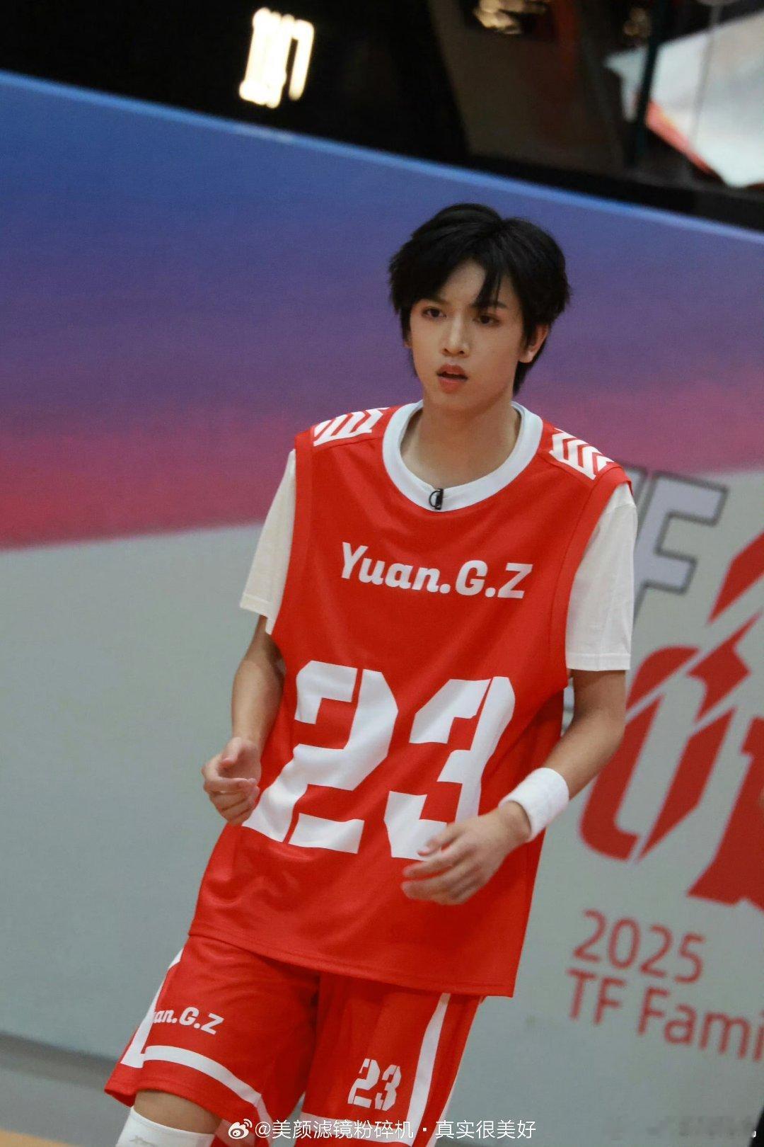 张桂源运动会MVP 四代主舞不是白叫的，运动场上照样出彩，张桂源这MVP拿得实至