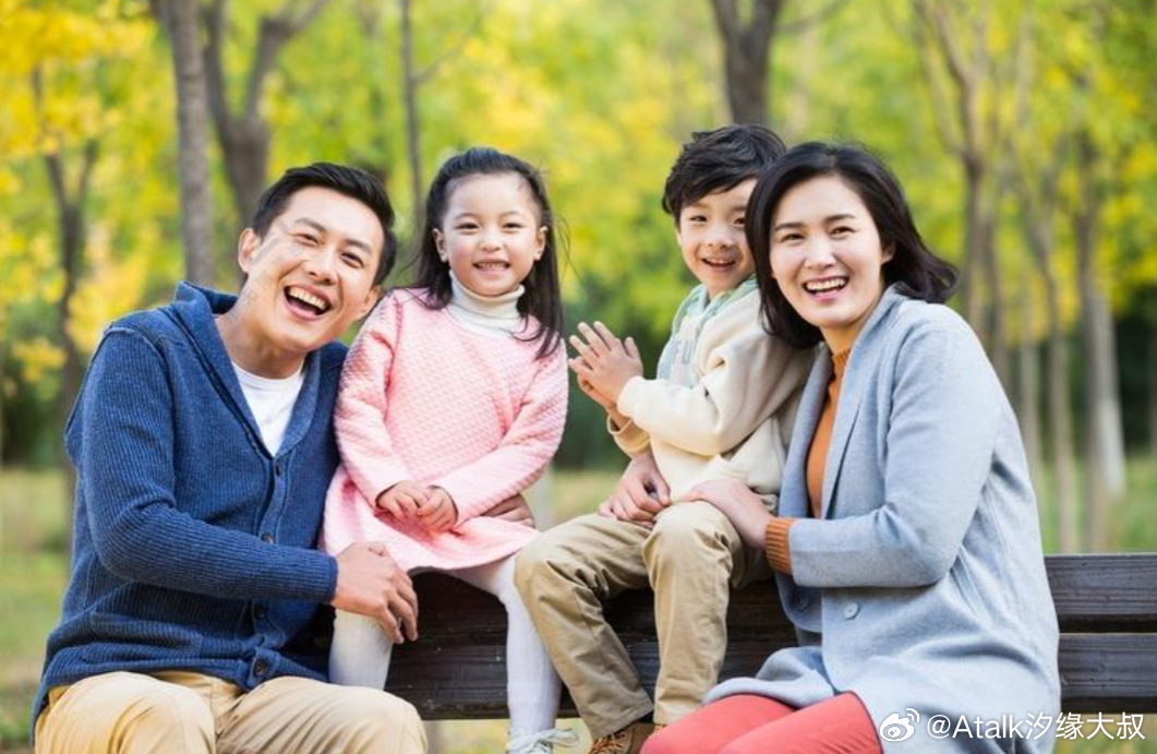 嫌弃自己原生家庭的人，多半未来会是边角料。结合命理、心性与现实，把这句话的底层逻