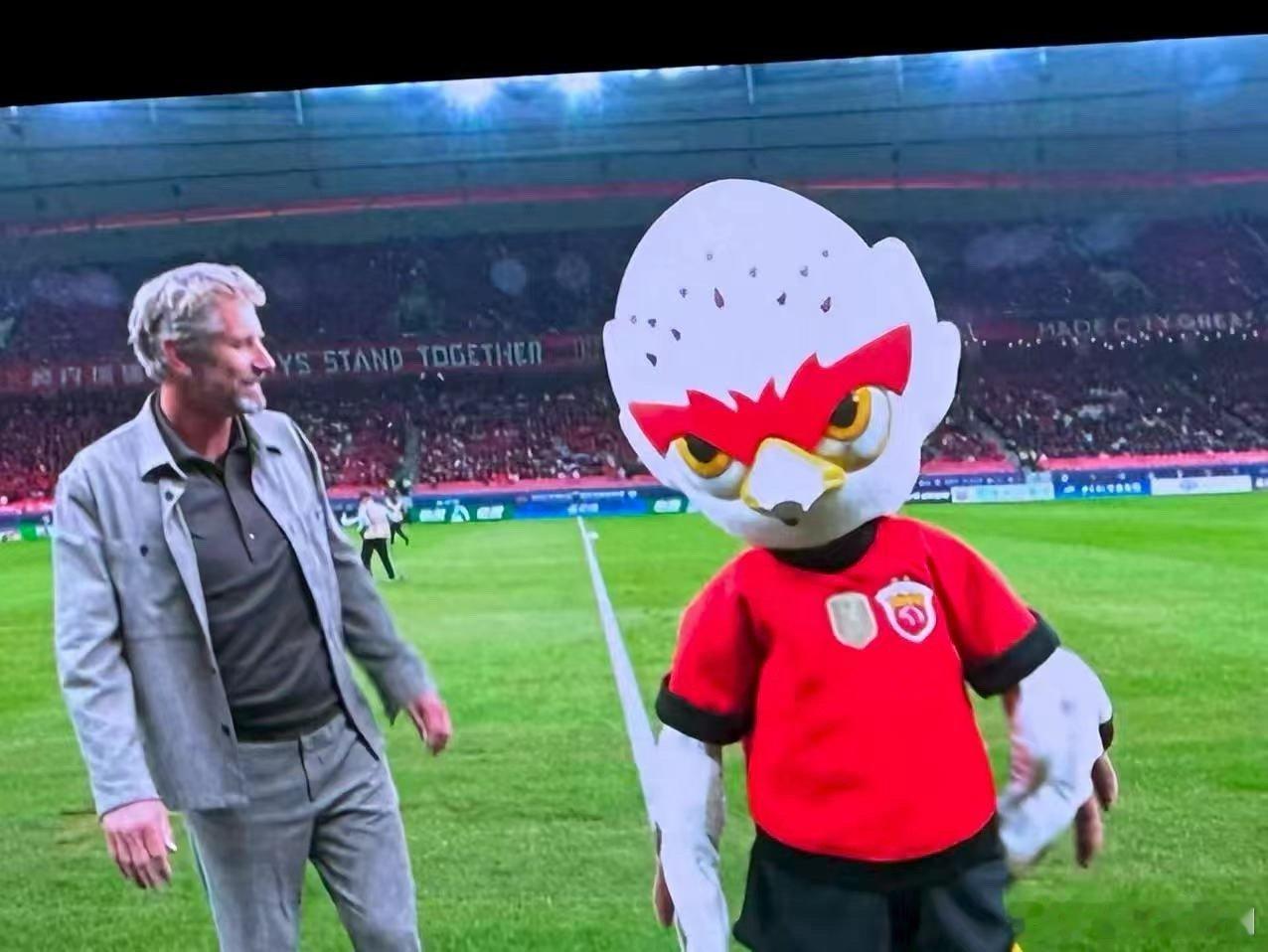 吉祥污带头穿大卡球衣[笑cry][笑cry] ​​​