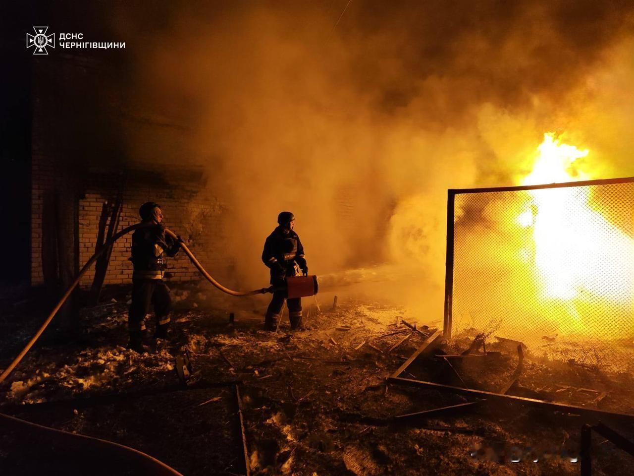 💡❌ 🇷🇺🇺🇦俄罗斯袭击乌克兰切尔尼戈夫州能源设施后，该州约一百个居民