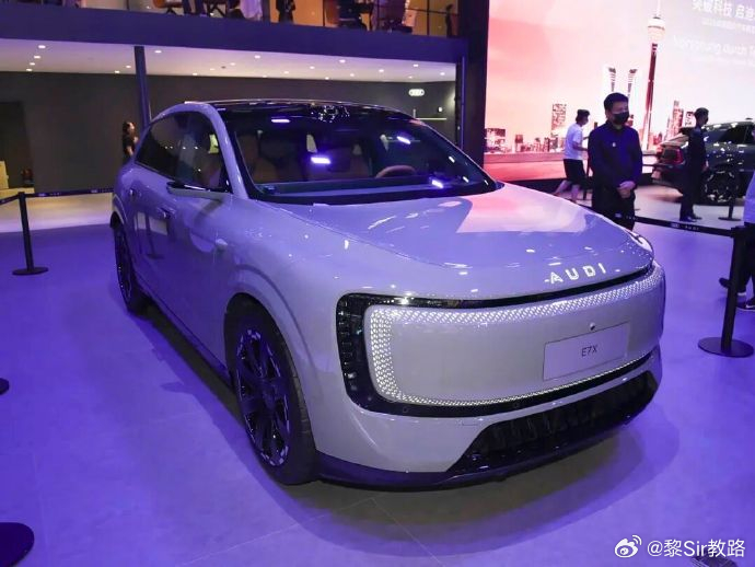 中国特供奥迪反向进入德国价格翻倍   先说一个前提，老喜欢拿四个圈说事的本来就不