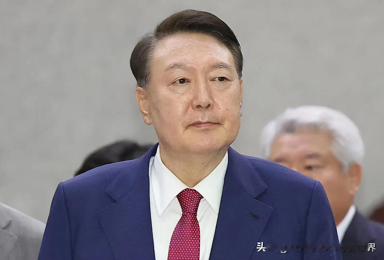 李在明是不是过于“欺负”尹锡悦了，本身就在坐牢，负责调查金建希相关嫌疑的“金建希