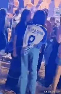 喜欢汽车的人都喜欢看巴哈赛车，尤其是喜欢那套无与伦比的悬挂系统，价值北京一套房。