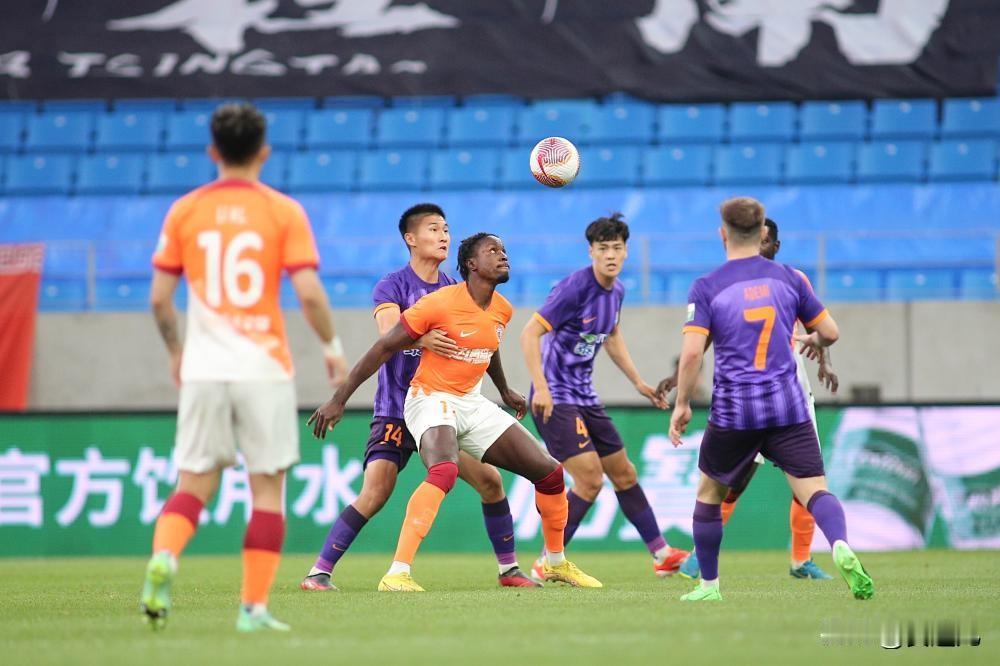 海牛3-1终结津门虎4轮不败
北京时间5月26日，中超第14轮，青岛海牛主场迎战